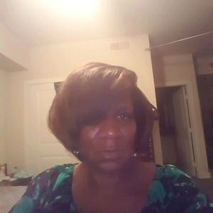 Meet your Posher, Debra